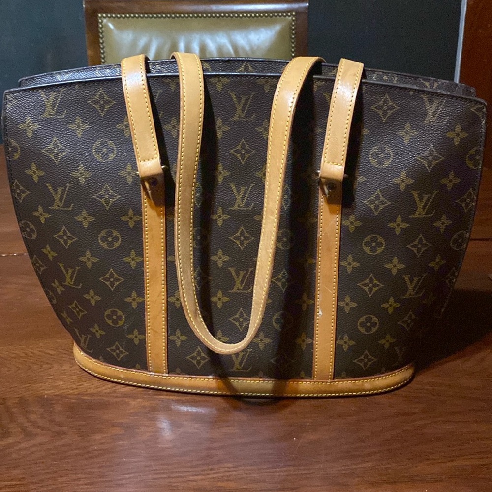 Authentic Louis Vuitton Babylone